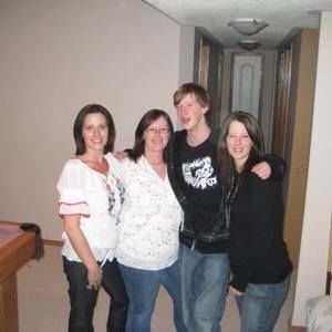 Meet your Posher, Denise